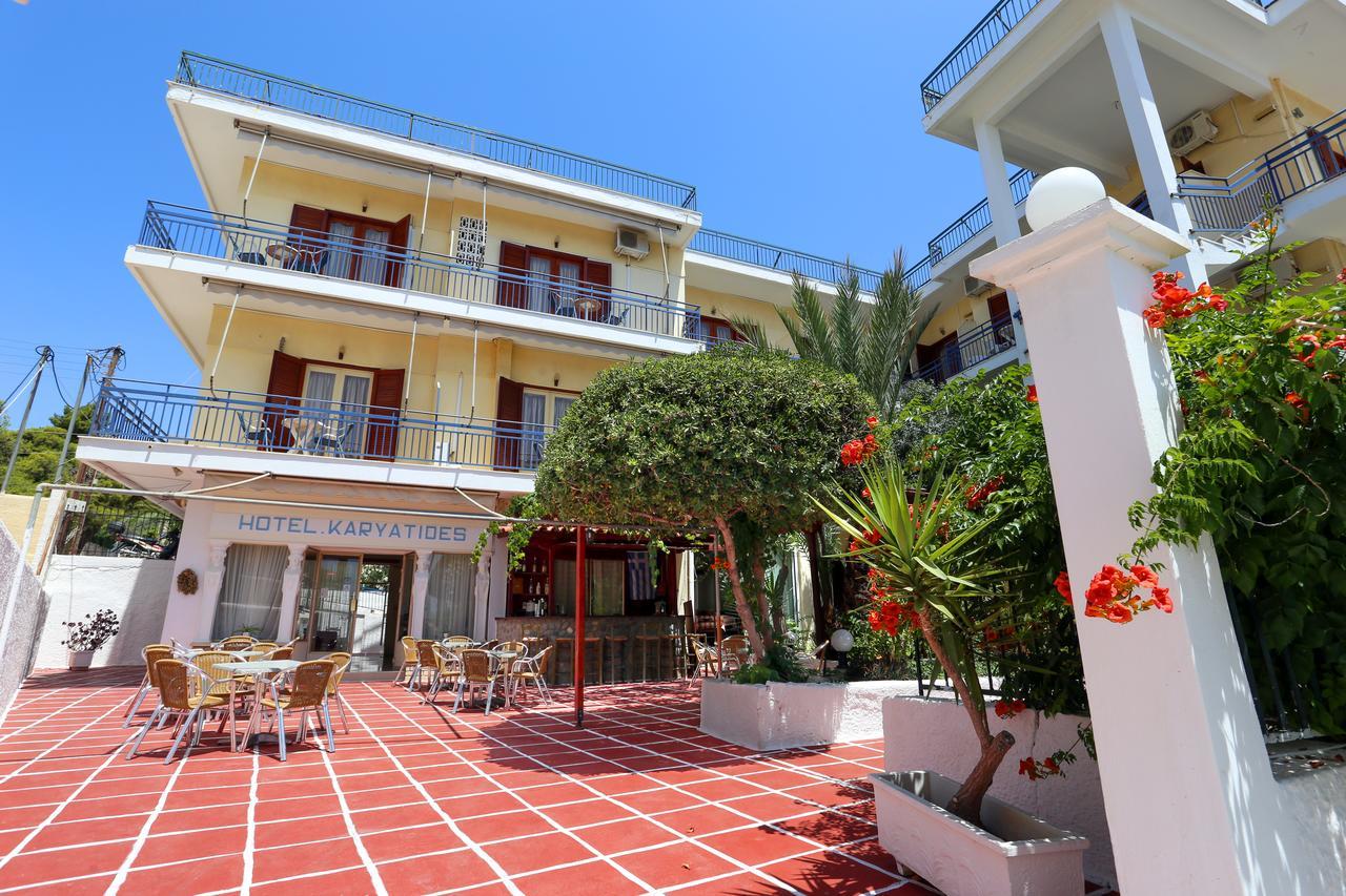Hotel Karyatides Agia Marina  Екстериор снимка