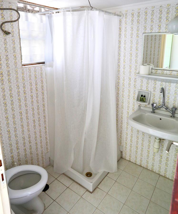 Hotel Karyatides Agia Marina  Екстериор снимка